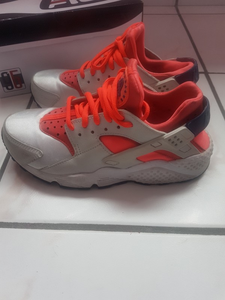 huarache gris orange