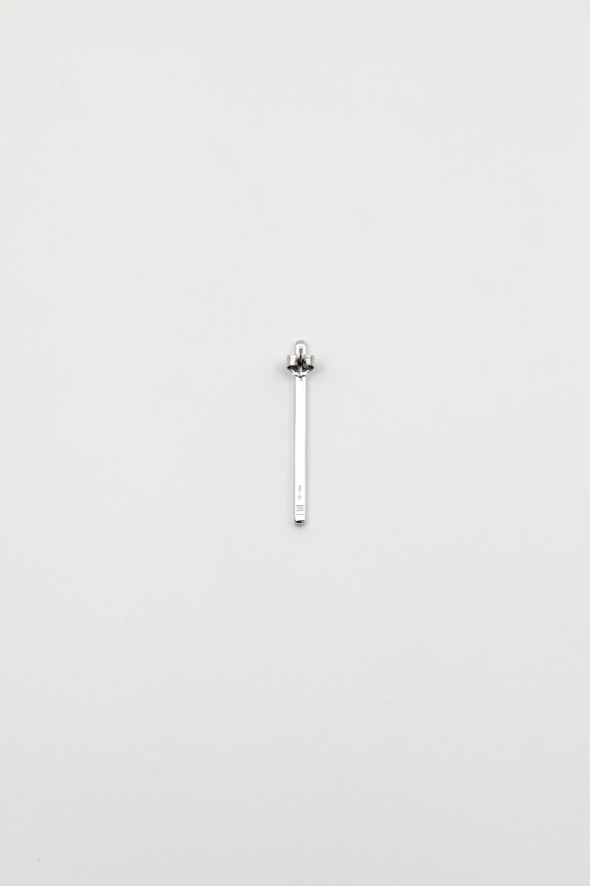 Boucle d'Oreille Barre Courte - Unique 