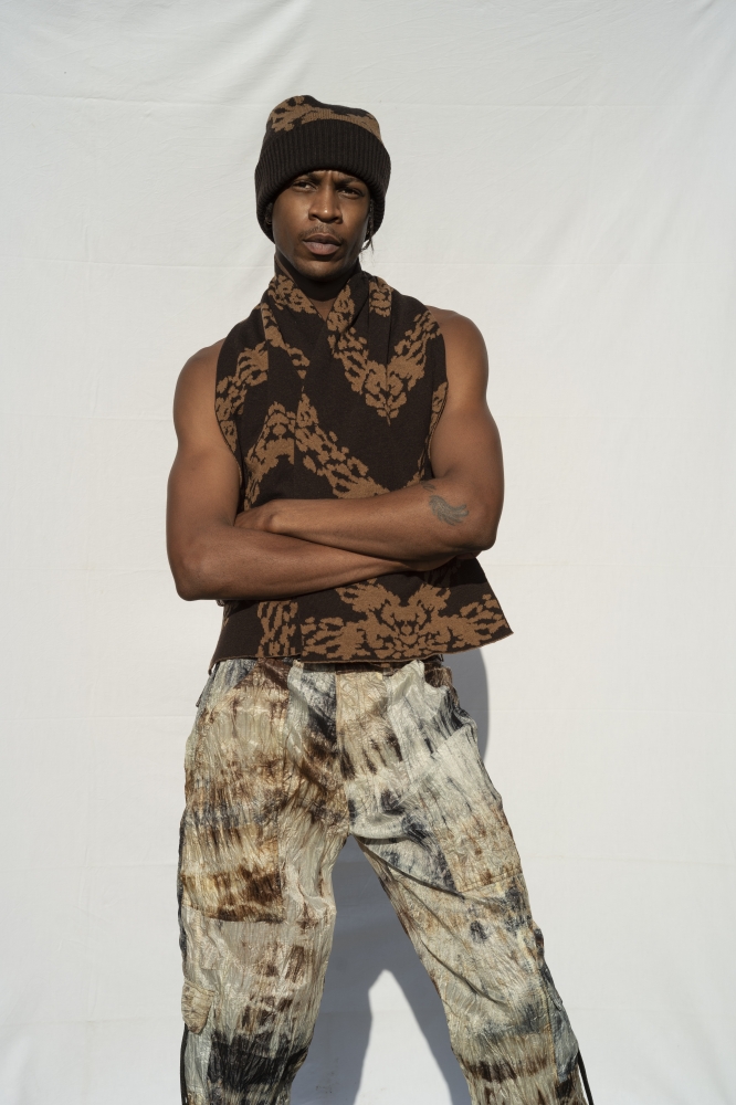 Echarpe camouflage en tricot marron