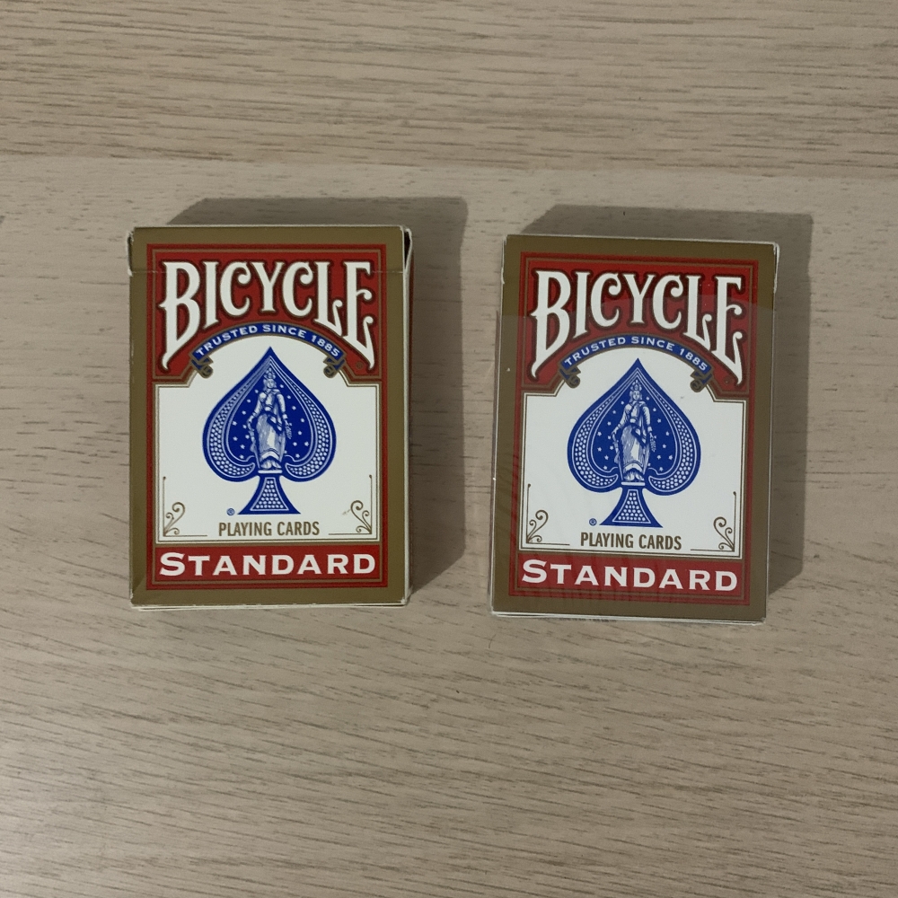 Lot 2 Jeu Bicycle Double Dos Red & Blue + 2 offerts