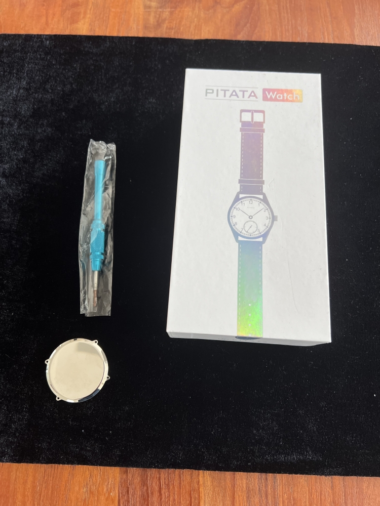 Watch - Pitata Magic (NEUVE) accessoires possibles en supplément