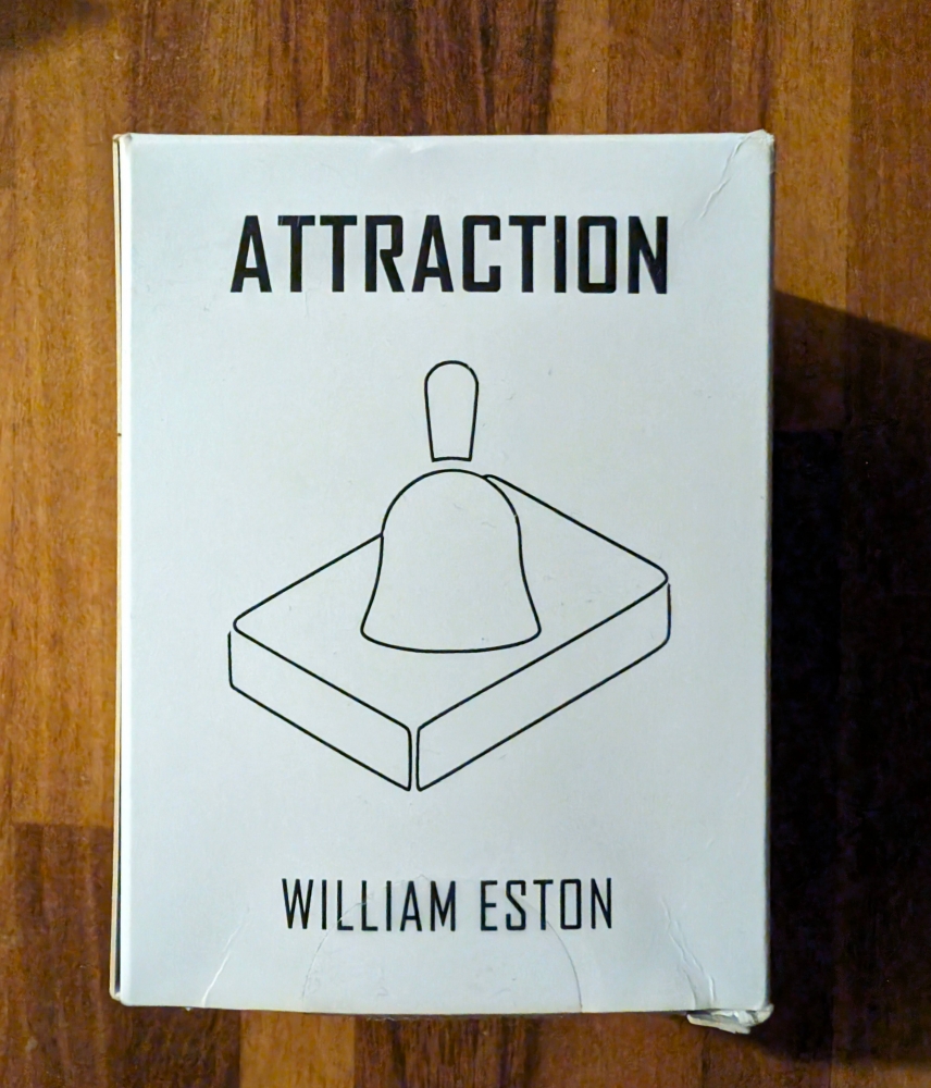 ATTRACTION de William Eston