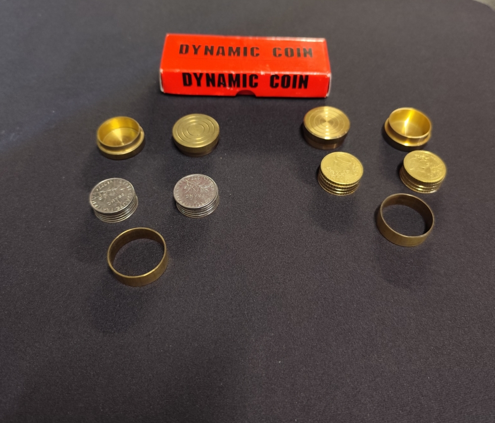 Dynamic coins