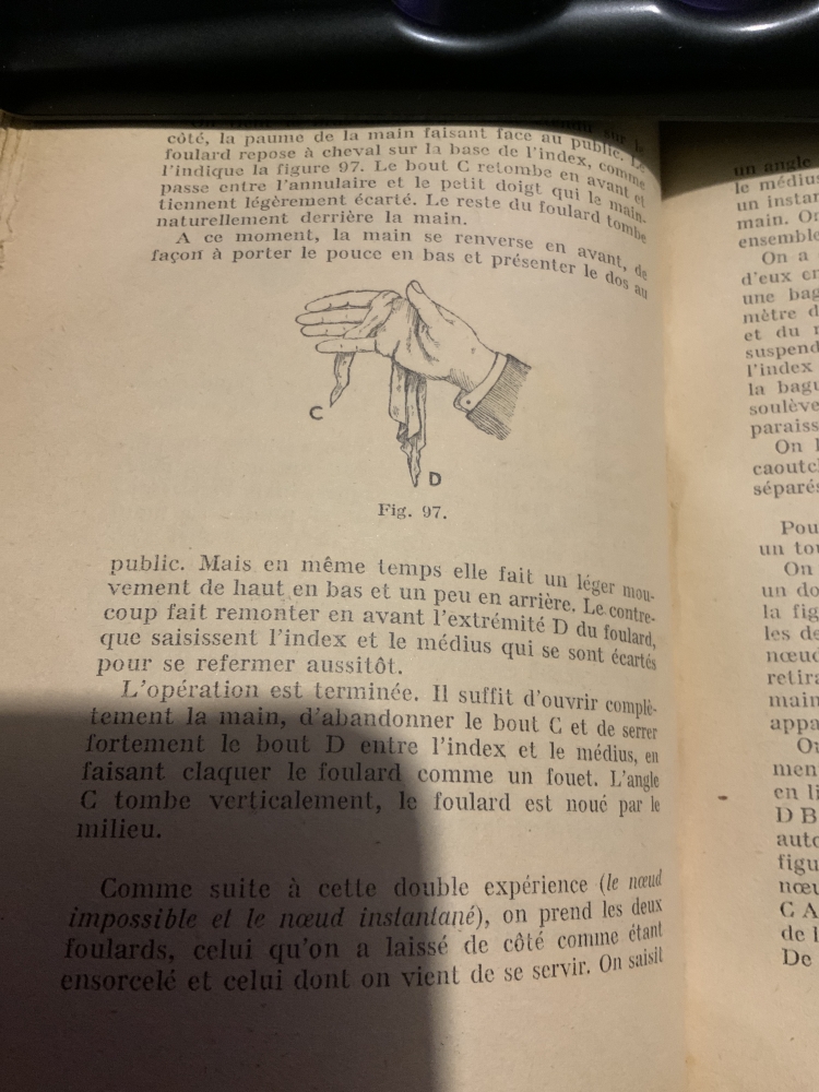 Encyclopédie Roret - Foulards et drapeaux - Roger Barbaud - 1935