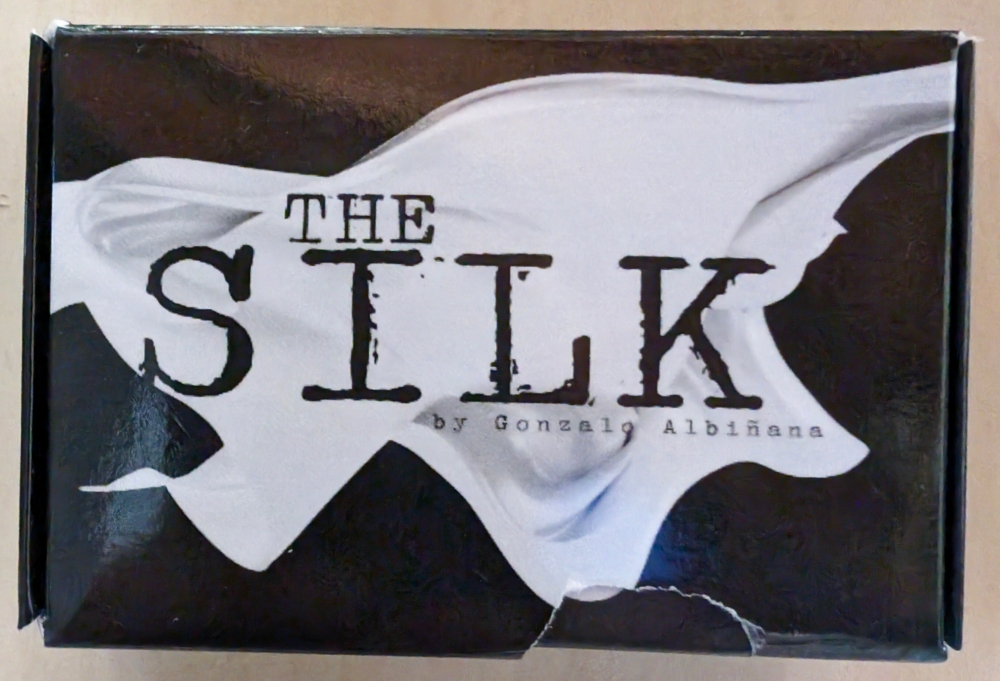 THE SILK de Gonzalo Albinana