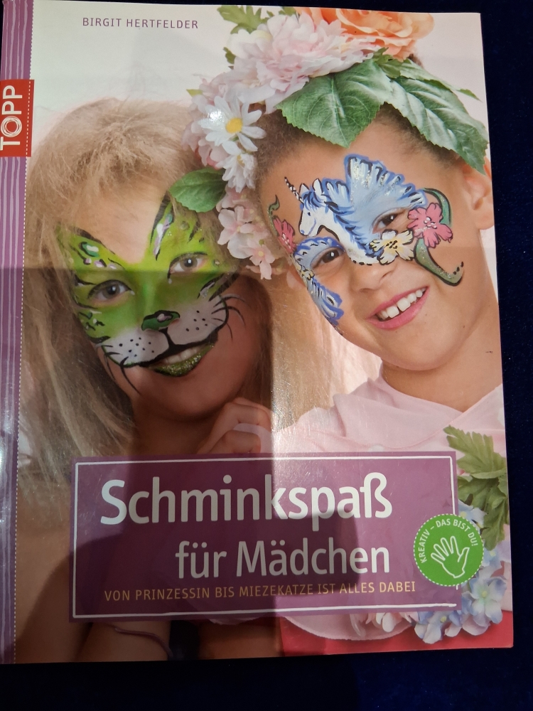 lot de 3 livres sur le maquillages enfants en allemand