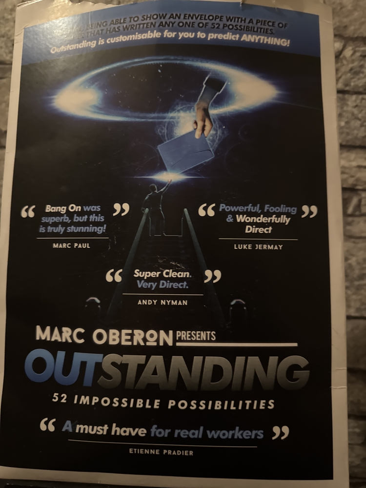  « OUSTANDING » de Marc Oberon 