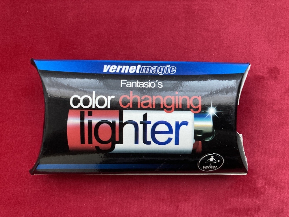 Fantasio Color Changing Lighter de VERNET