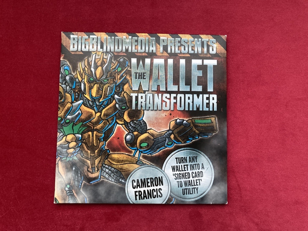 Wallet Transformer de Cameron FRANCIS