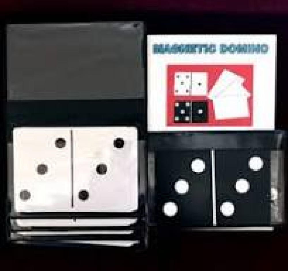 Magnetic domino