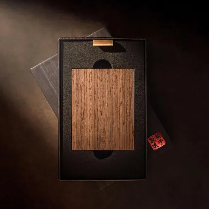 Holy Wood - Hanson Chien