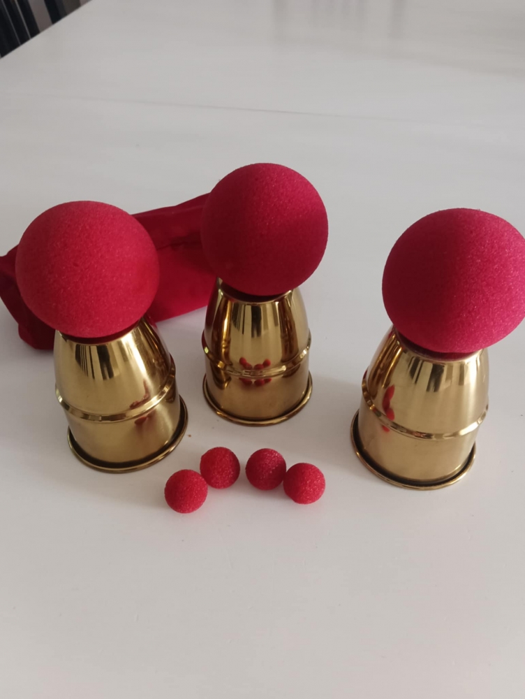 Cups and ball laiton jumbo