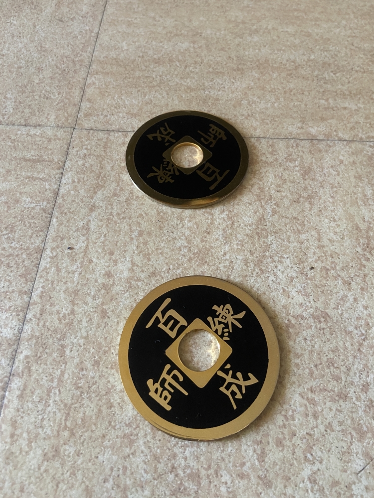 Jumbo Flipper Coin 2 euros (70 mm) + Coquille + 2 pièce chinoises jumbo