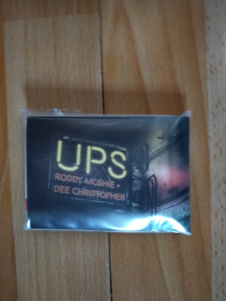 UPS De Roddy McGhie et Dee Christopher
