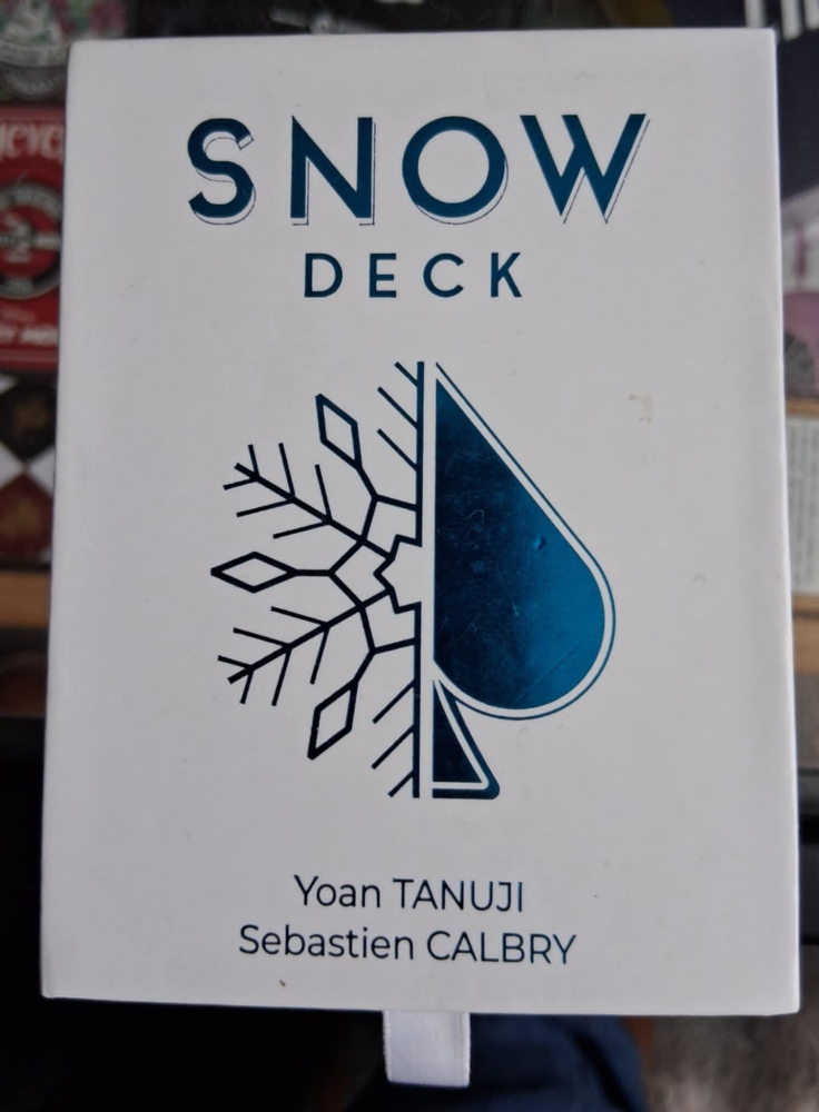 Snow deck