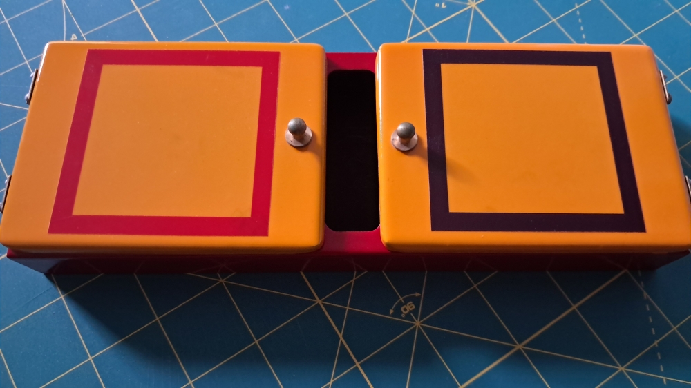 Sucker Card Vanish Box 