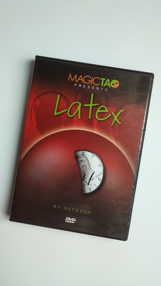 Latex : Retirez progressivement une pièce signée d’un ballon !