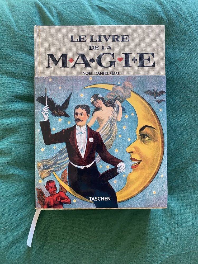 Le livre de la magie 