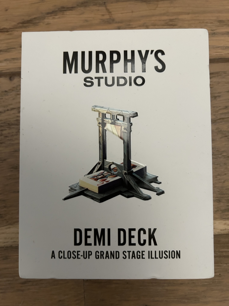 Demi deck