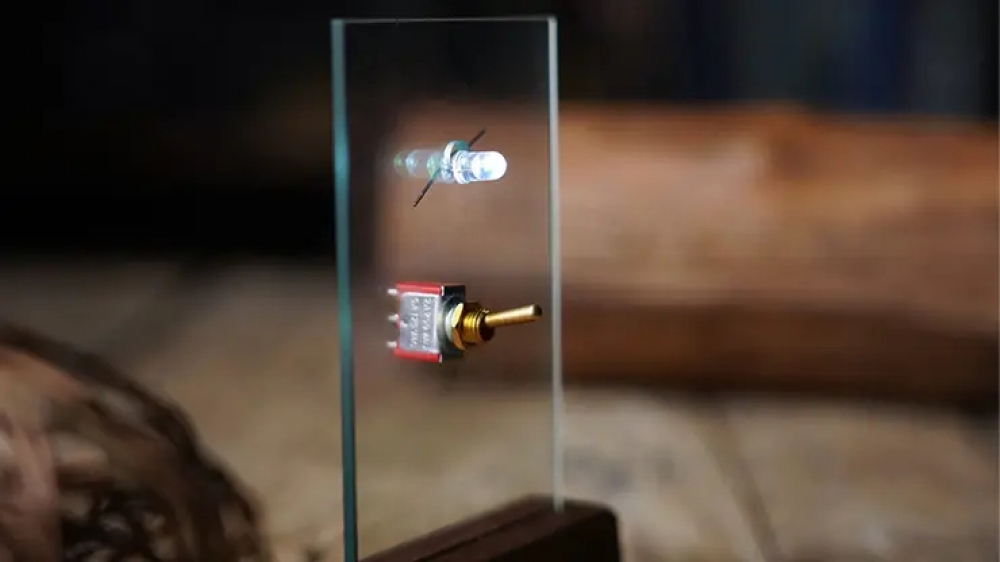 Mystery LED De Carpenter Wong