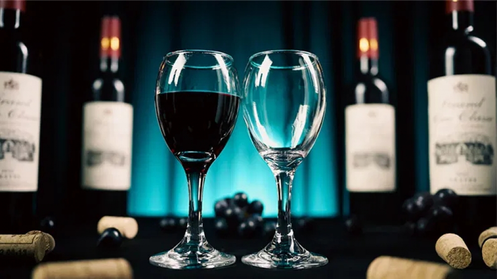 Miracle wine bottles (TCC Magic)
