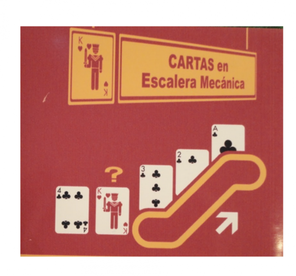 CARTAS EN ESCALERA MECANICA