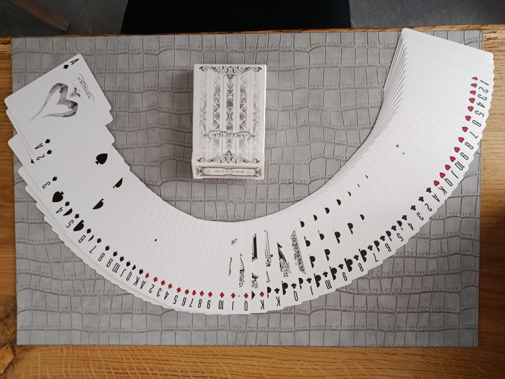 Jeu de carte bicycle ellusionist artifice blanc