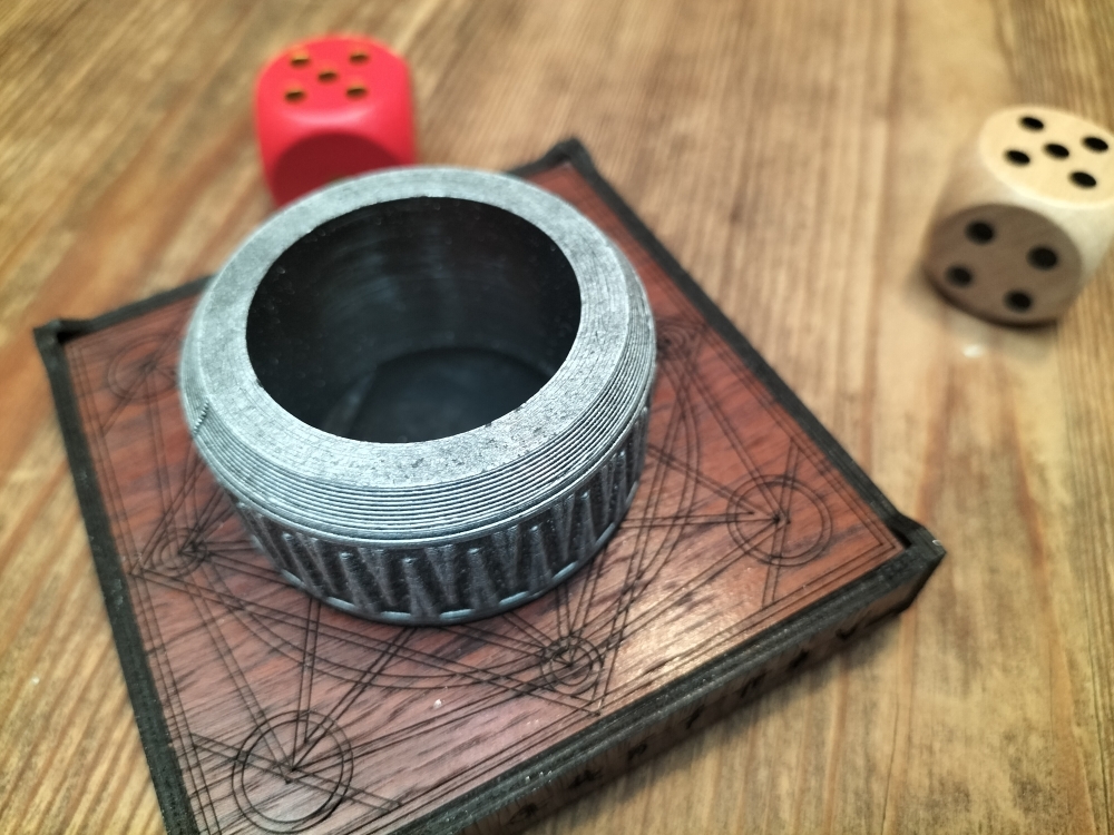 Jumbo Spirit Dice par Retro Rocketeers