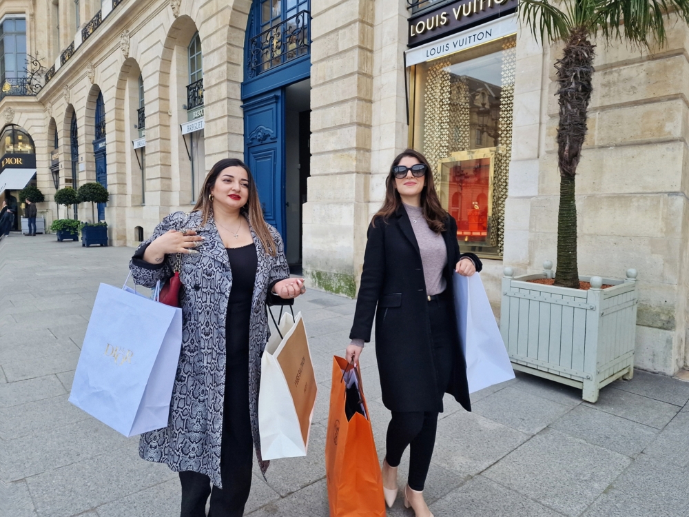 Personal Shopper Paris - La Vallée Village