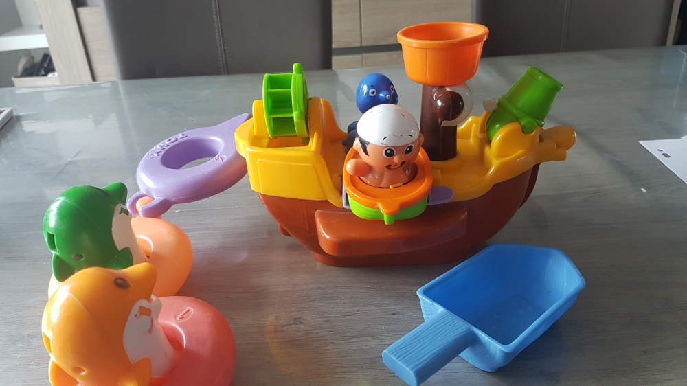 Jouet de bain tomy