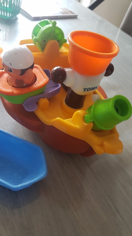 Jouet de bain tomy