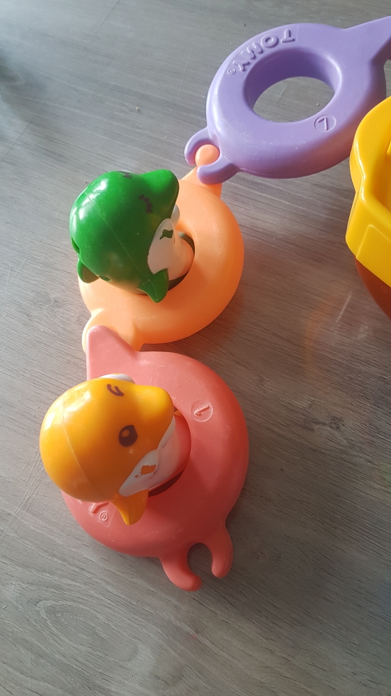 Jouet de bain tomy