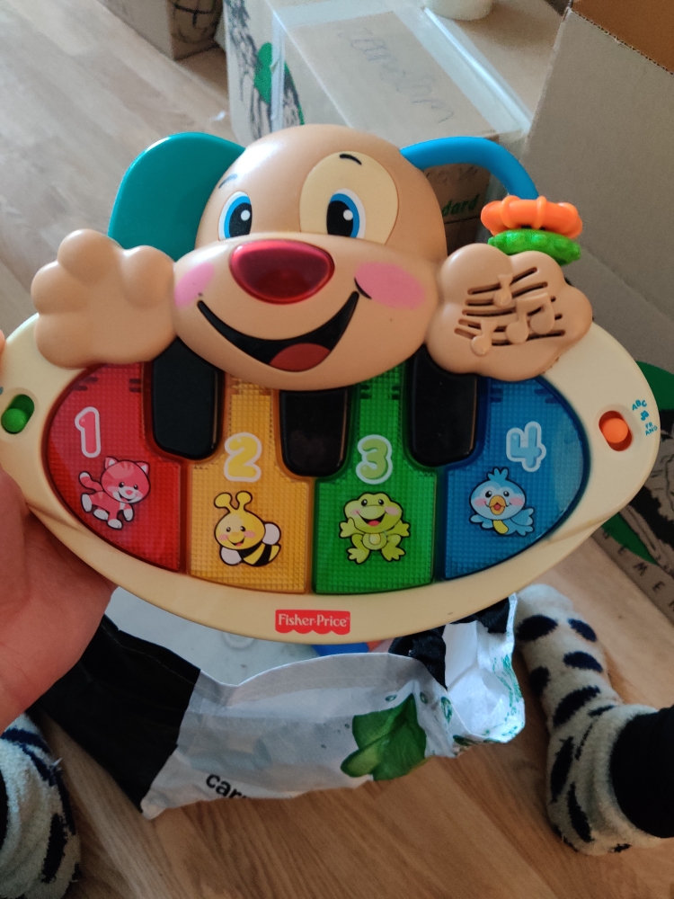 Ordinateur et piano électronique