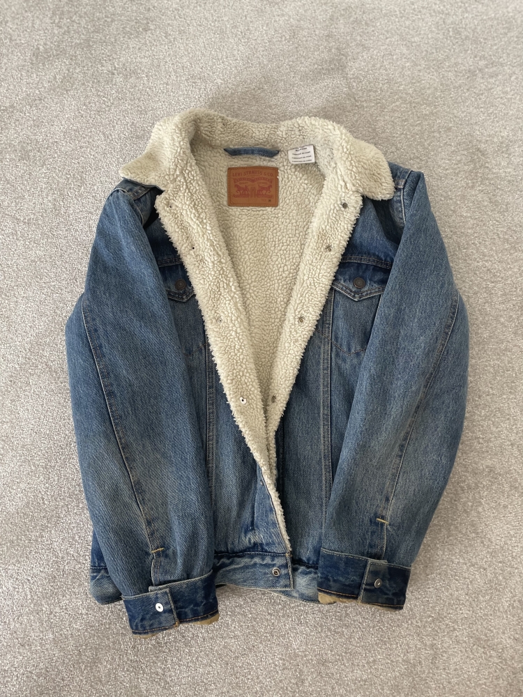 kith levis denim jacket