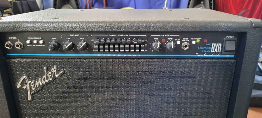 Ampli Fender BXR 200 PR 286