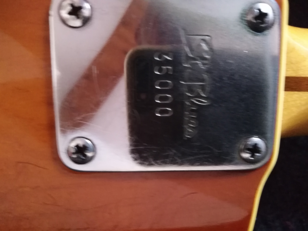 Guitare électrique St Blues de 1985 