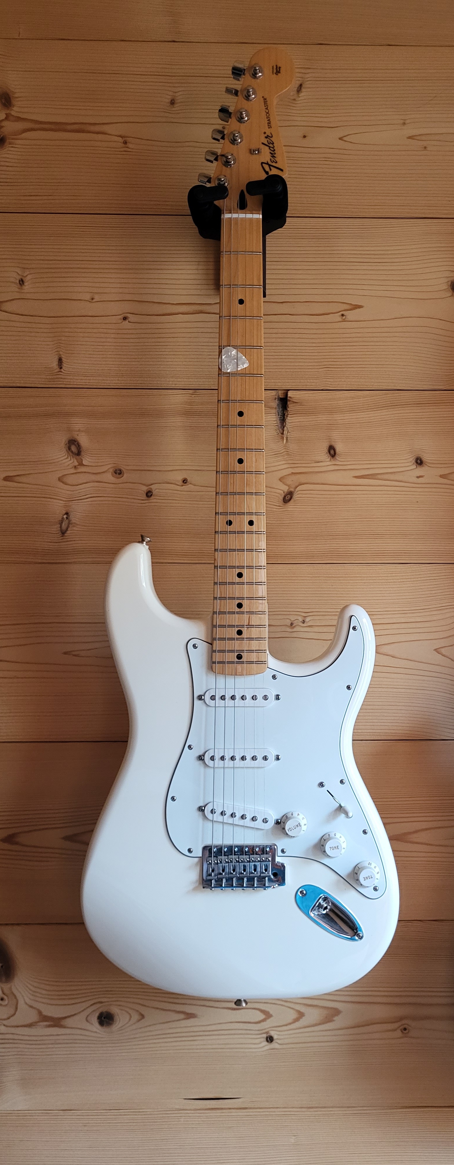 Guitare électrique Fender Stevie Ray Vaughan Stratocaster White D'occasion