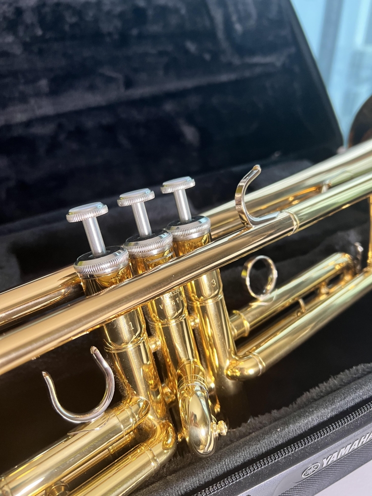 Trompette Yamaha YTR 4335 GII