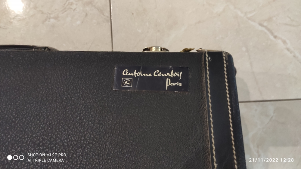 Saxhorn courtois AC 166 5 pistons