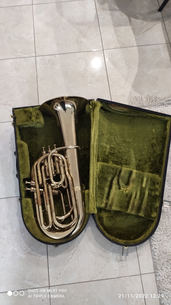 Saxhorn courtois AC 166 5 pistons