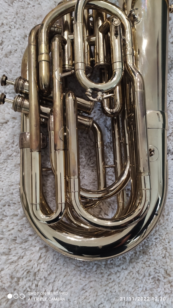Saxhorn courtois AC 166 5 pistons