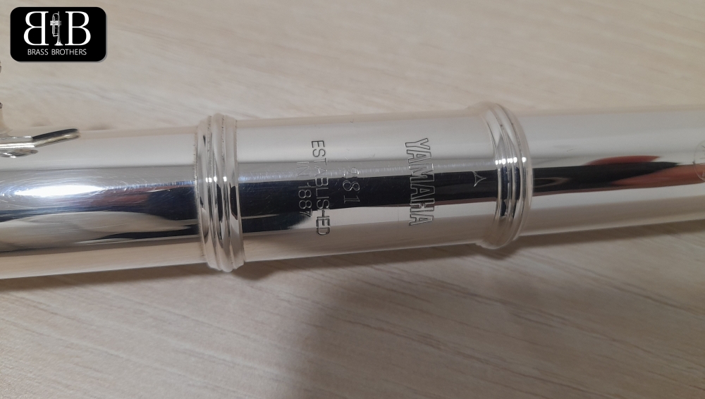 Flûte traversière Yamaha YFL-281 GLID