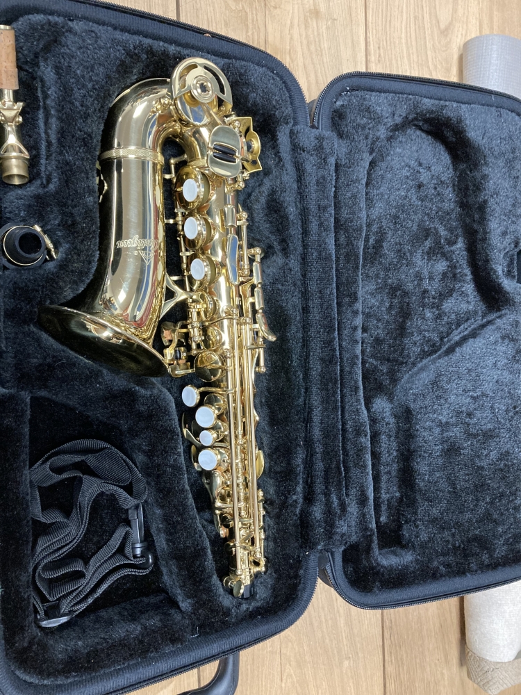 Saxophone soprano courbe Antigua SS-3159