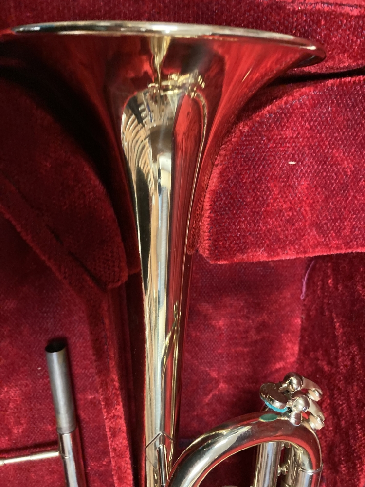 Trompette en Ut/Sib Selmer 700C