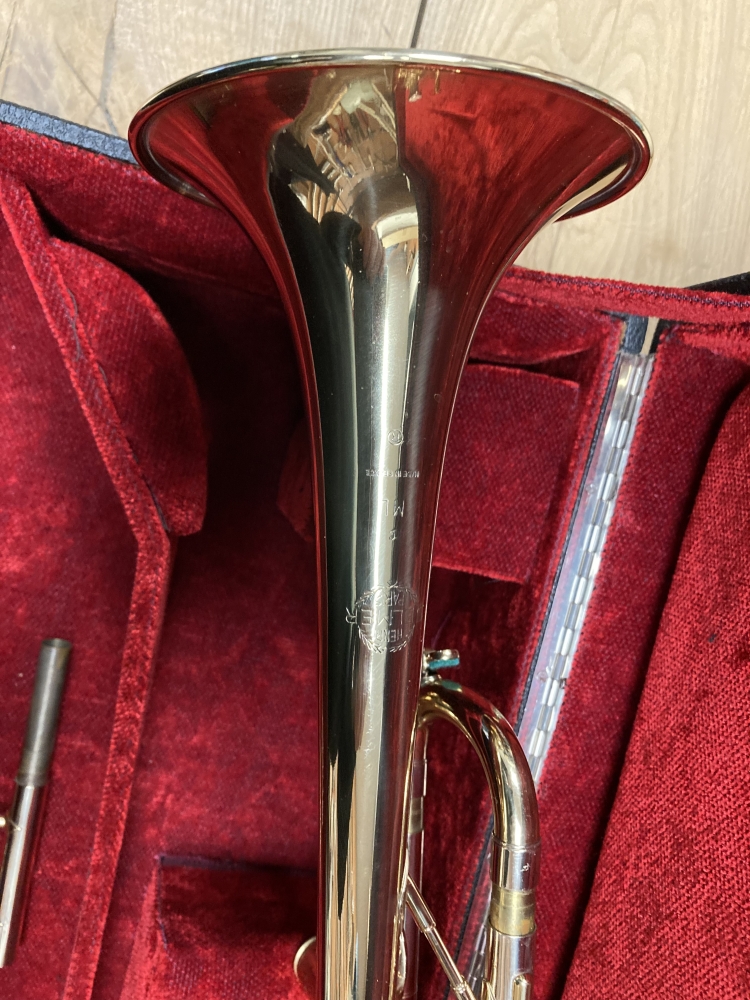 Trompette en Ut/Sib Selmer 700C