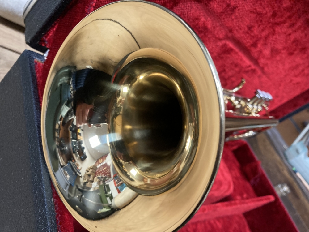 Trompette en Ut/Sib Selmer 700C