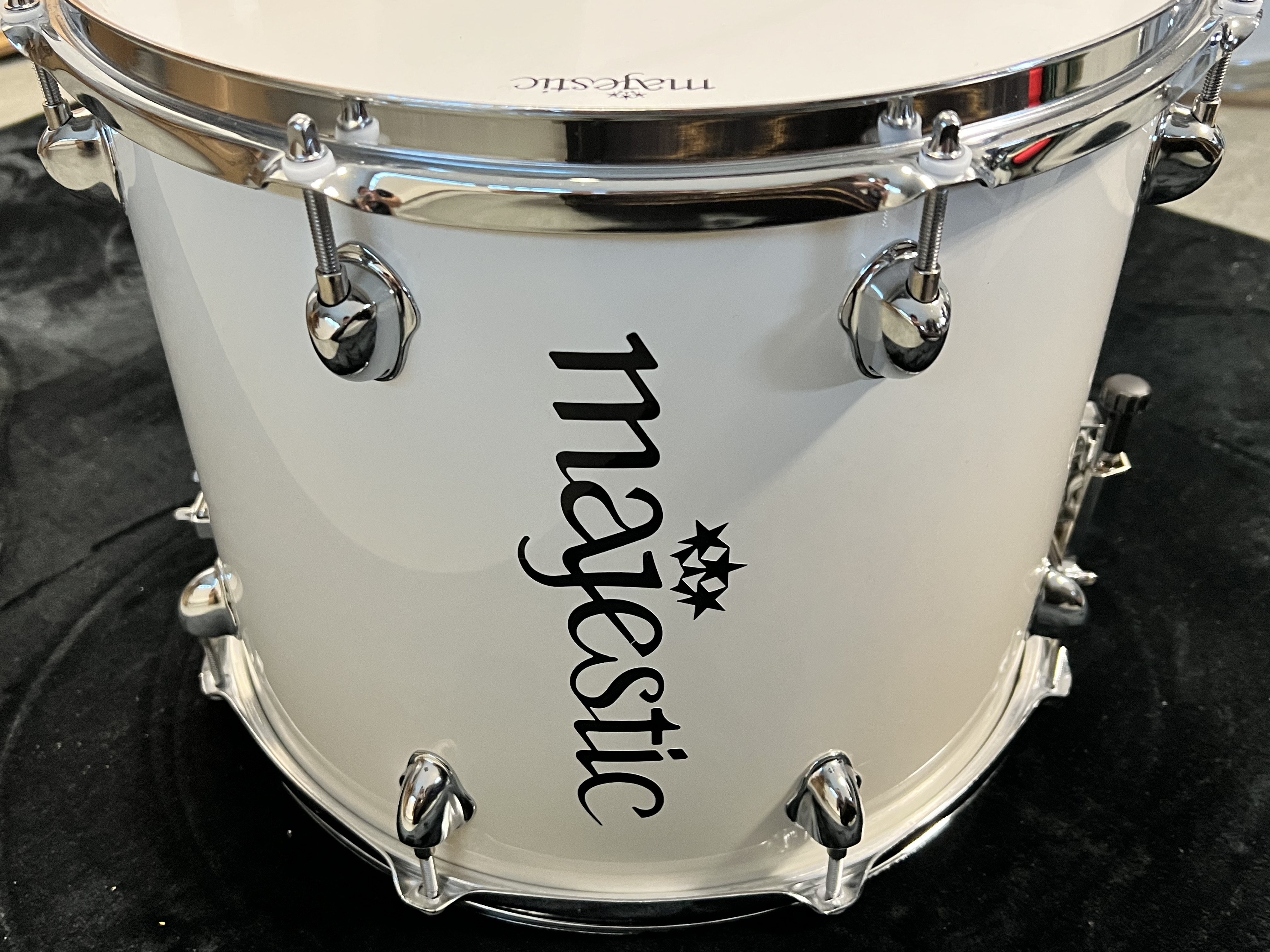 Marching Snare Majestic Contender 14" x 12" Très bon état -  reconditionné disponible sur Zic Ethic