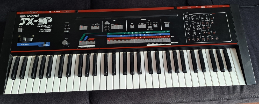 Synthétiseur Roland JX-39
