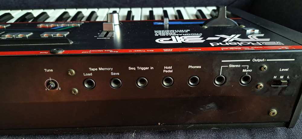 Synthétiseur Roland JX-39