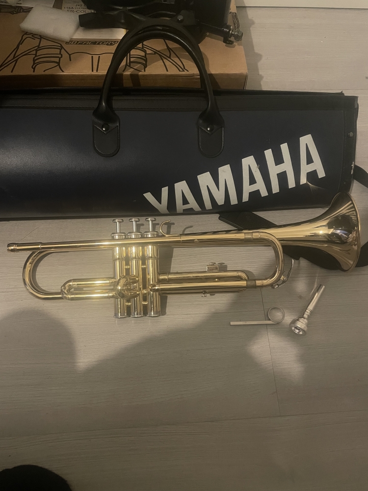 Trompette Yamaha YTR-1335